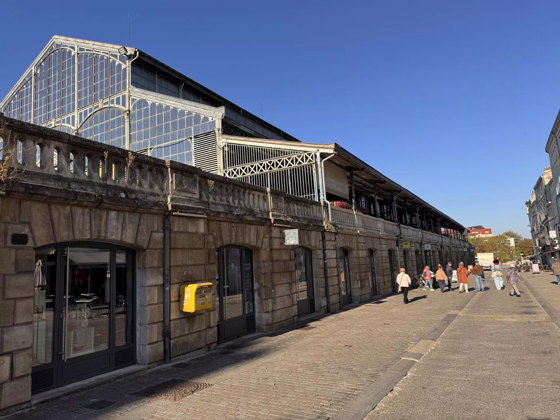 exterieurs des halles